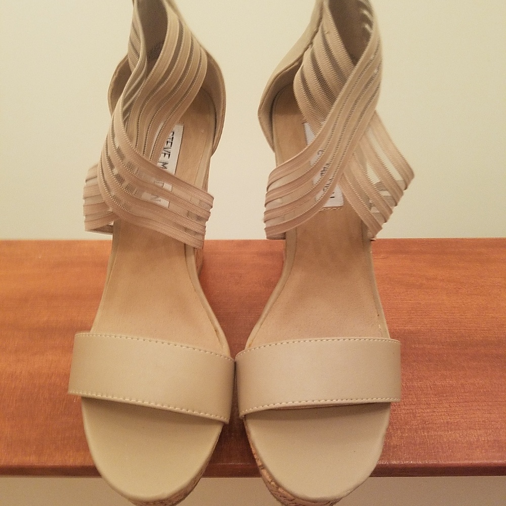 Taupe/Light Brown